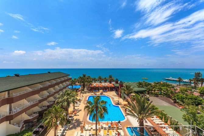 vakantie-naar-Galeri Resort Hotel-mei 2025