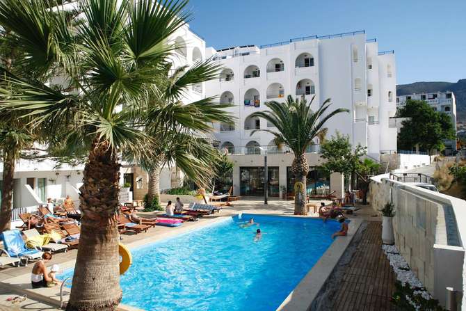 vakantie-naar-Glaros Beach Hotel-mei 2025