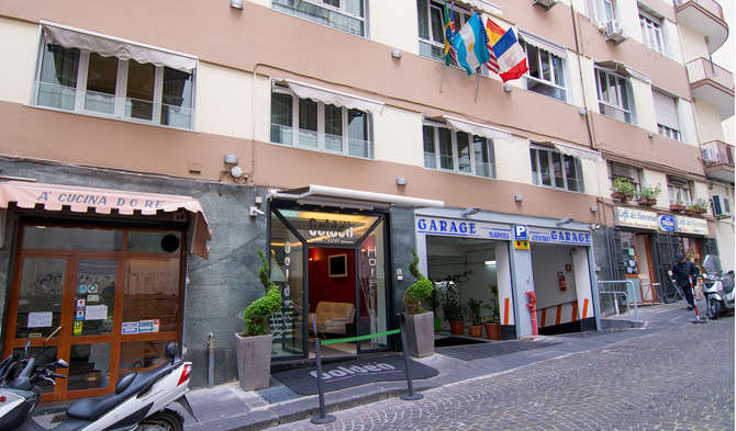 vakantie-naar-Golden Hotel-juni 2025