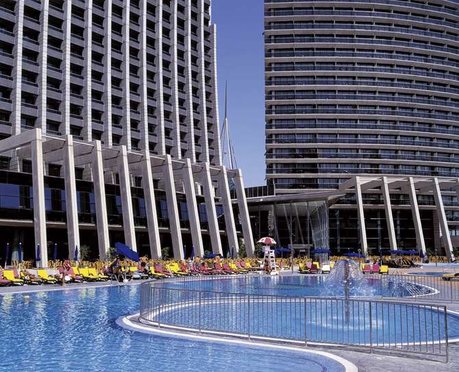 vakantie-naar-Gran Hotel Bali-mei 2025