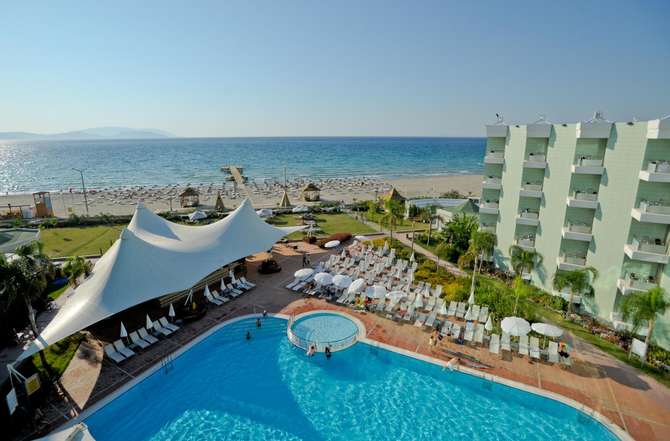 vakantie-naar-Grand Belish Resort Spa-mei 2025