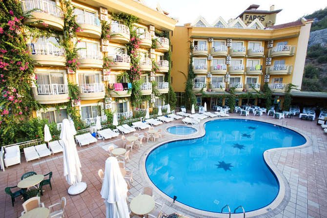 vakantie-naar-Grand Faros Hotel-mei 2025