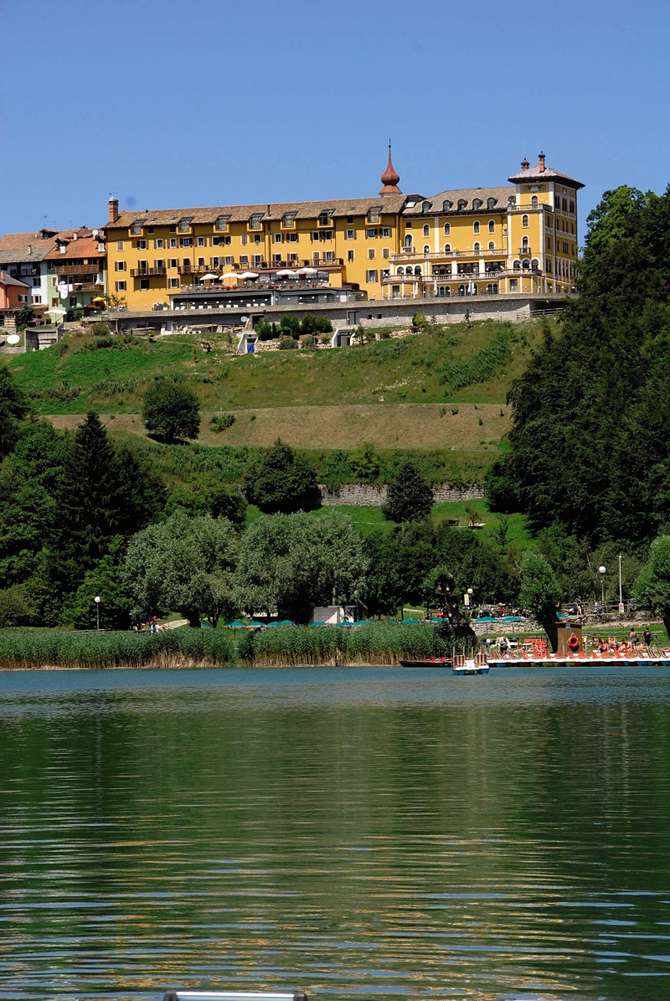 vakantie-naar-Grand Hotel Astoria-mei 2025