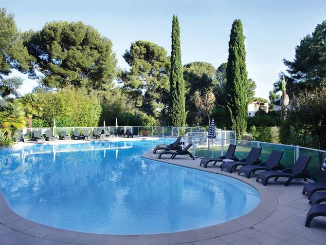 vakantie-naar-Grand Hotel Les Lecques-mei 2025