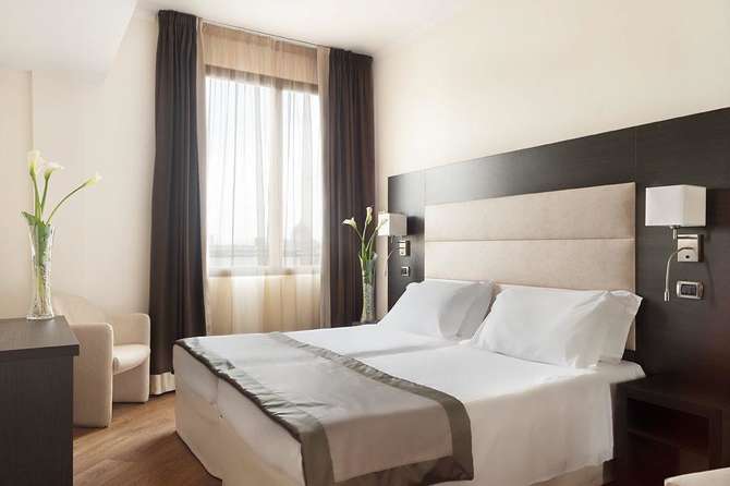 vakantie-naar-Grand Hotel Mediterraneo-mei 2024