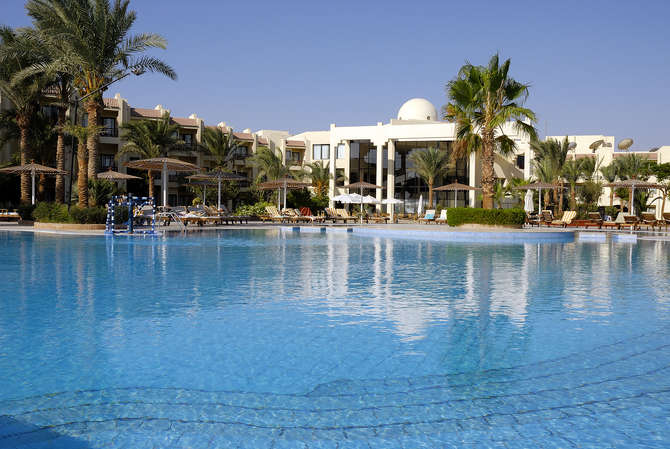 vakantie-naar-Grand Plaza Hotel-mei 2025