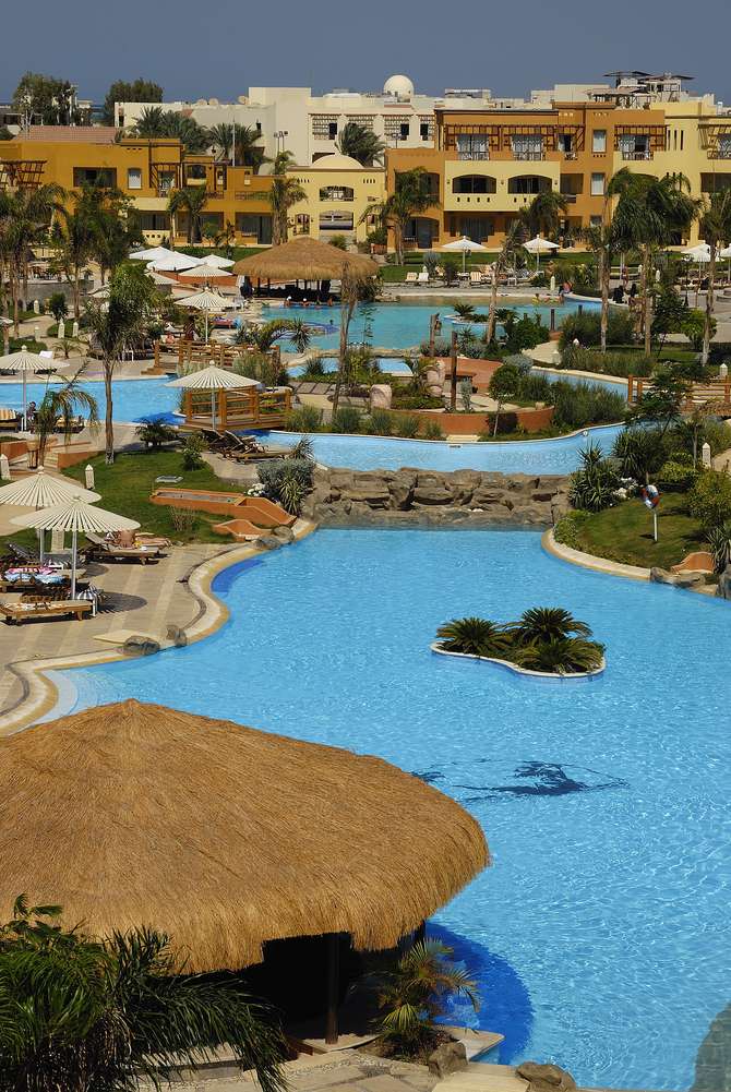 vakantie-naar-Grand Plaza Resort-mei 2024