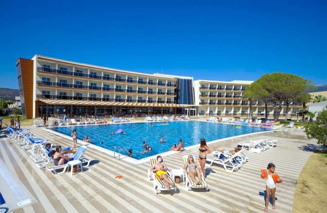 vakantie-naar-Gumuldur Resort Hotel-mei 2025