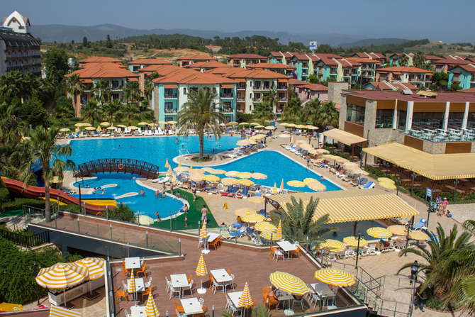 vakantie-naar-Gypsophila Holiday Village-mei 2025
