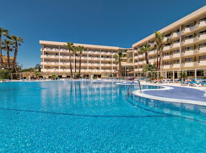 vakantie-naar-H10 Cambrils Playa-mei 2025