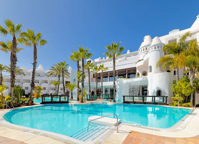 vakantie-naar-H10 Estepona Palace-mei 2025