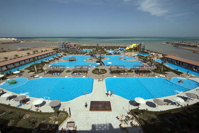 vakantie-naar-Hawaii Caesar Palace Aqua Park-mei 2025