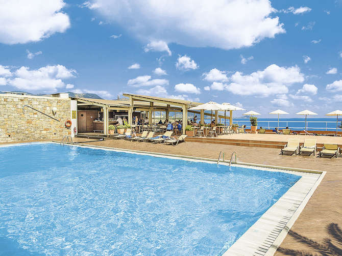 vakantie-naar-Hermes Hotel-mei 2025