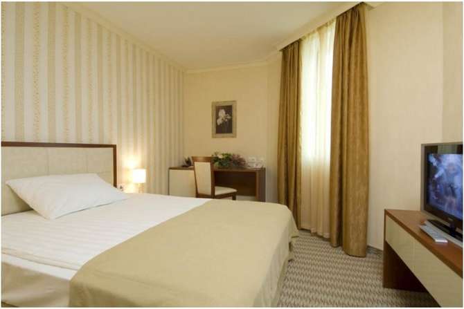 vakantie-naar-Hill Hotel-mei 2025