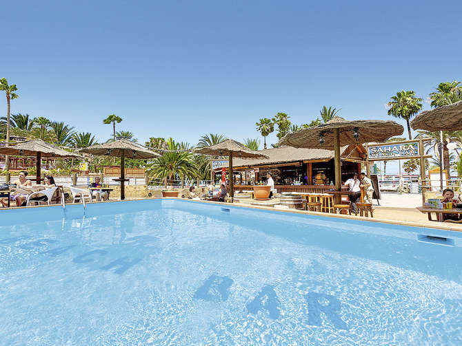 vakantie-naar-Hl Hotel Sahara Playa-april 2024