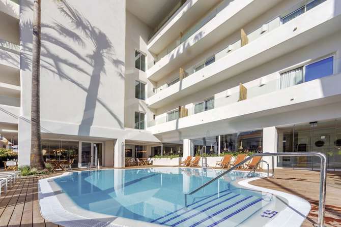 vakantie-naar-Hm Alma Beach-mei 2025
