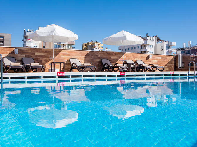 vakantie-naar-Holiday Inn Antalya-mei 2025