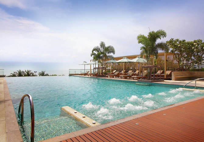 vakantie-naar-Holiday Inn Pattaya-april 2024