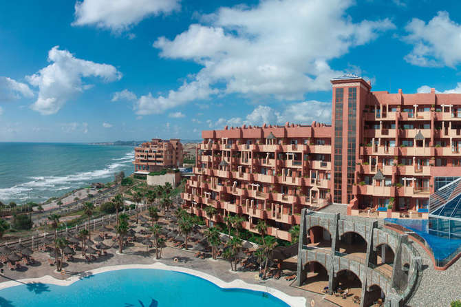 vakantie-naar-Holiday Polynesia Hotel-mei 2025