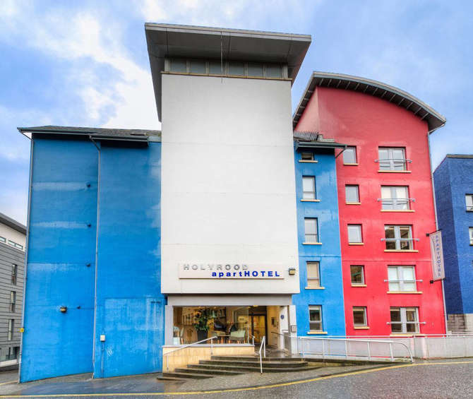 vakantie-naar-Holyrood Aparthotel-mei 2025