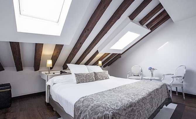 vakantie-naar-Hospes Puerta De Alcala-mei 2025