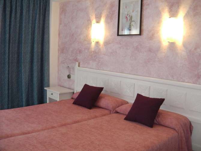 vakantie-naar-Hostal Alfonso-mei 2025