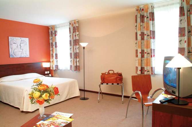 vakantie-naar-Hotel Abbaye Des Premontres-mei 2025
