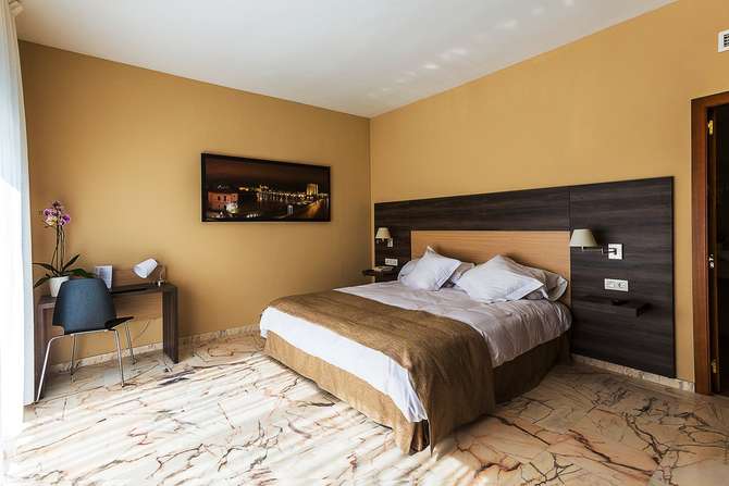 vakantie-naar-Hotel Abetos Del Maestre Escuela-mei 2025