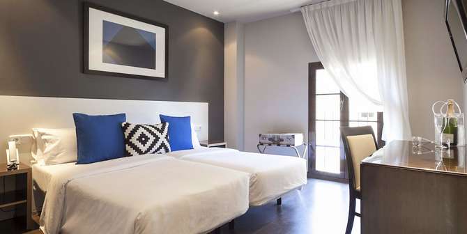 vakantie-naar-Hotel Acta Bcn 40-mei 2025