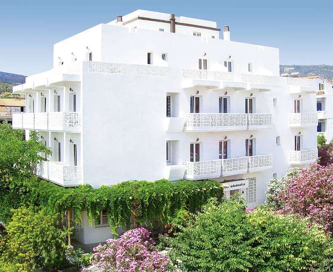 vakantie-naar-Hotel Adamantia-mei 2025