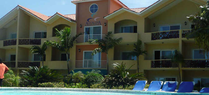 vakantie-naar-Hotel Agualina Kite Resort-april 2024