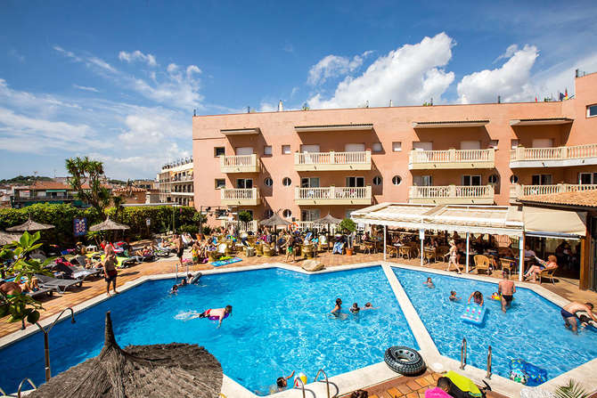vakantie-naar-Hotel Alba Seleqtta-mei 2025