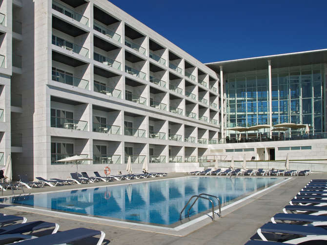 vakantie-naar-Hotel Aldeia Dos Capuchos Golf Spa-april 2024