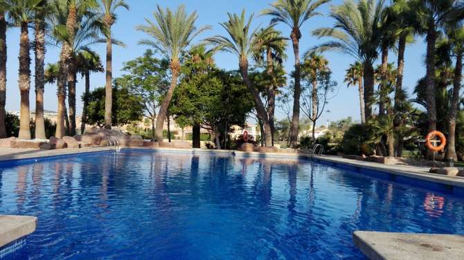 vakantie-naar-Hotel Alicante Golf-mei 2025