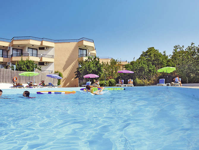 vakantie-naar-Hotel Alkionis-mei 2025