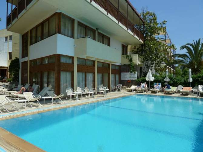 vakantie-naar-Hotel Alkyon-mei 2025