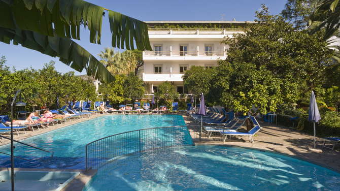 vakantie-naar-Hotel Alpha-mei 2025