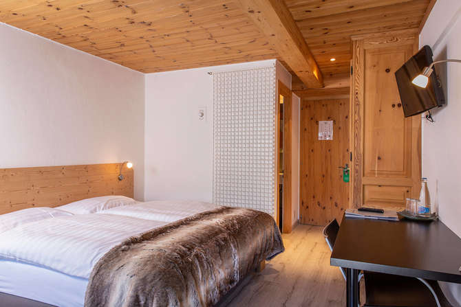 vakantie-naar-Hotel Alpina-mei 2025