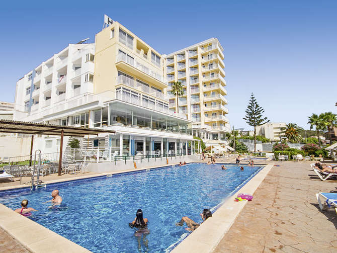 vakantie-naar-Hotel Amic Horizonte-mei 2025