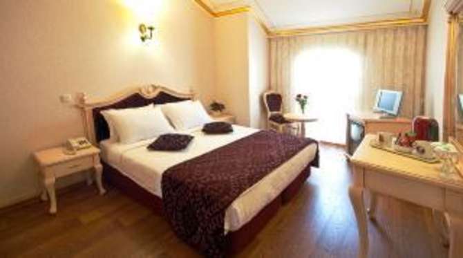 vakantie-naar-Hotel Amiral Palace-mei 2025