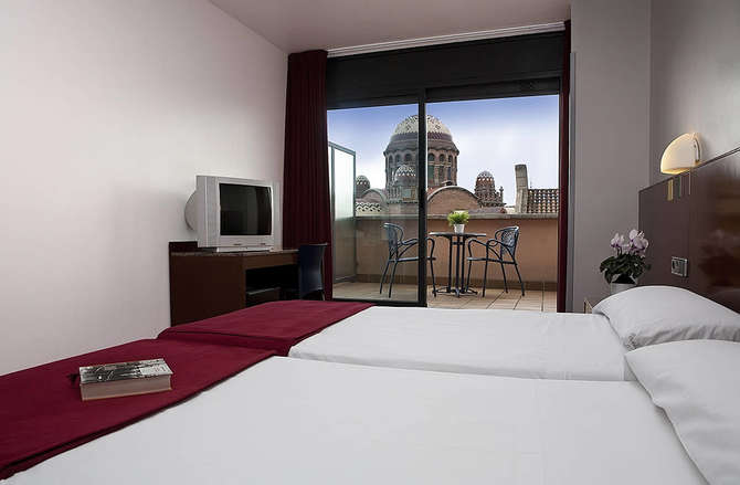 vakantie-naar-Hotel Amrey Sant Pau-april 2024