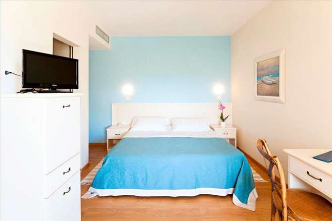 vakantie-naar-Hotel Andreaneri-mei 2025
