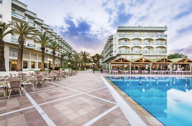 vakantie-naar-Hotel Apollo Beach-mei 2025