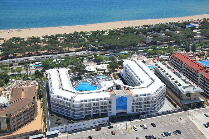 vakantie-naar-Hotel Aquamarina Spa-mei 2025