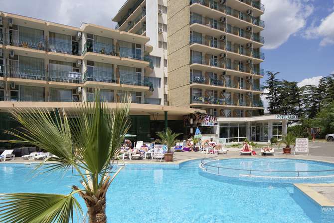 vakantie-naar-Hotel Arda-mei 2025