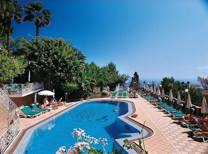 vakantie-naar-Hotel Ariston Palazzo Santa Caterina-mei 2025