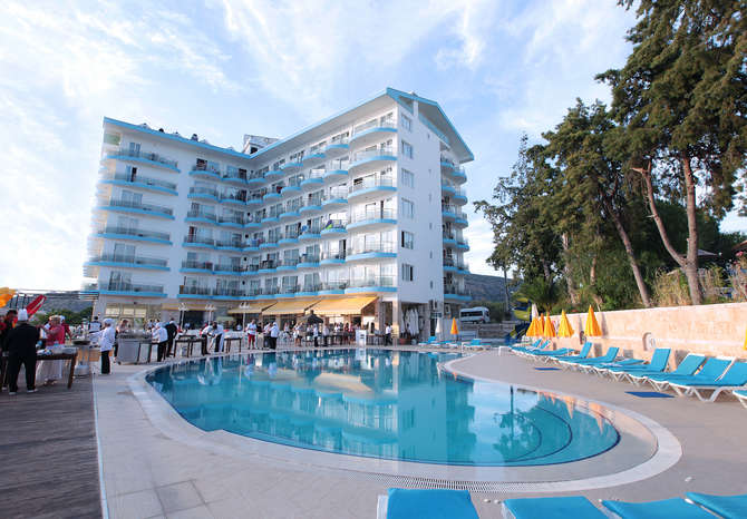 vakantie-naar-Hotel Arora-mei 2025