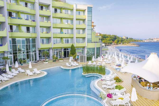 vakantie-naar-Hotel Arsena-mei 2024
