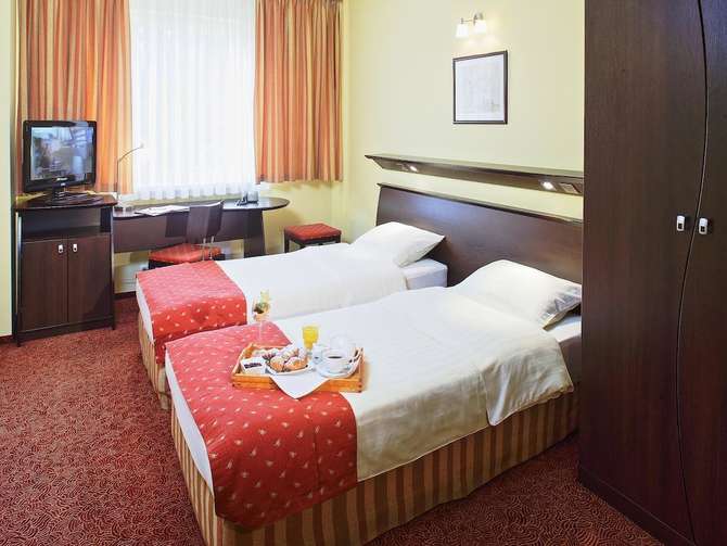 vakantie-naar-Hotel Ascot-mei 2025