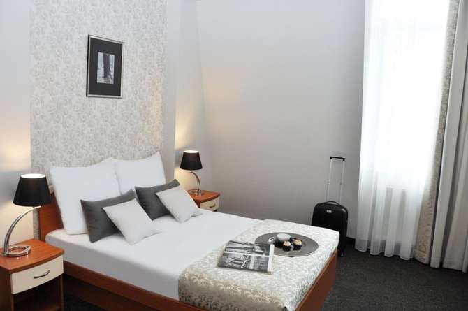 vakantie-naar-Hotel Atrium-mei 2025